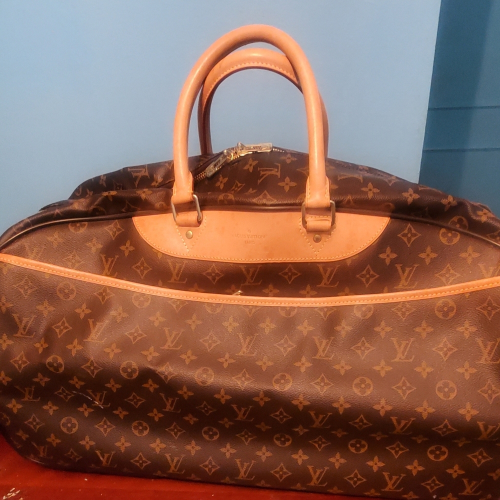 Authentic Louis Vuitton Large Monogram Rolling Du… - image 1